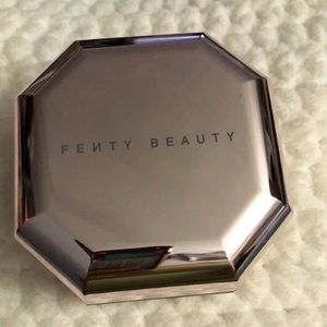 Fenty Beauty by Rihanna Pro Filt'r Instant Retouch Setting Powder -NUTMEG